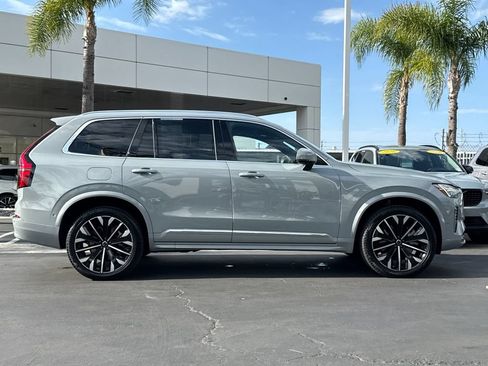 New 2026 Volvo XC90 T8 Plus w/ Protection Package Premier AWD/4WD image 6