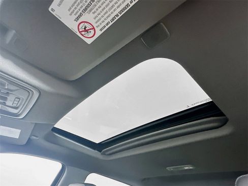 Used 2021 GMC Sierra 2500 Denali w/ Denali Ultimate Package image 21