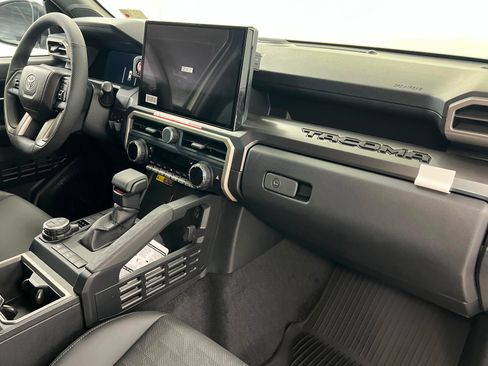 New 2026 Toyota Tacoma TRD Off-Road AWD/4WD image 23