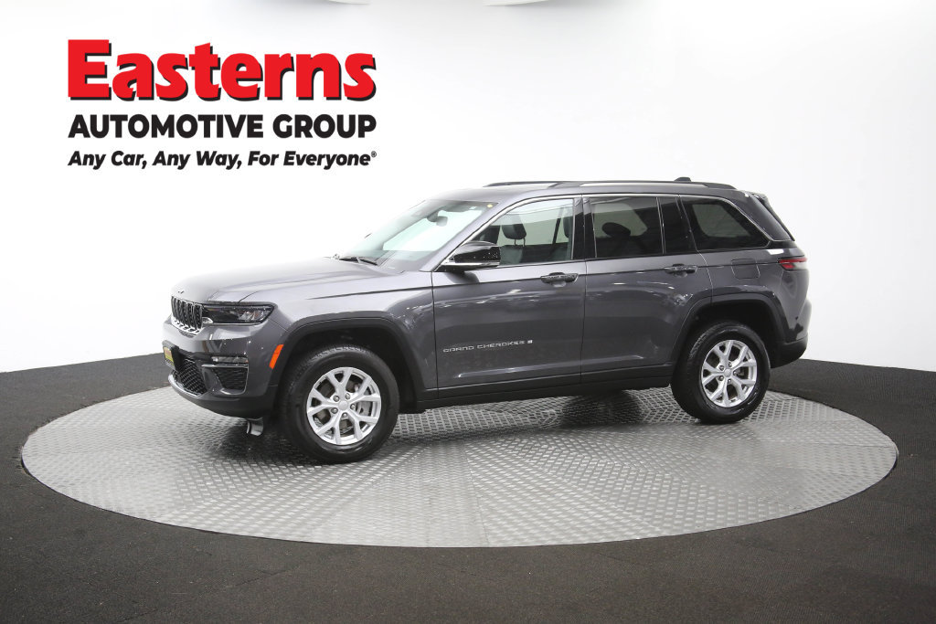 Used 2023 Jeep Grand Cherokee Limited AWD/4WD image 62