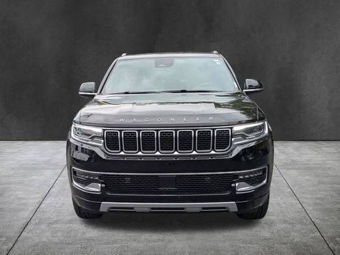 Used 2024 Jeep Wagoneer Series II w/ Flexible Seating Group RWD image 9