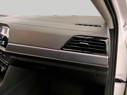 Used 2023 Volkswagen Jetta SE w/ Panoramic Sunroof Package FWD image 15