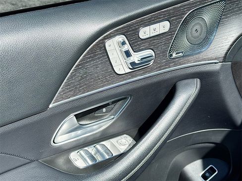 Used 2023 Mercedes-Benz GLE 450 4MATIC image 19