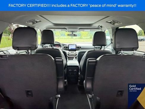 Used 2023 Ford Explorer XLT w/ Equipment Group 202A AWD/4WD image 14