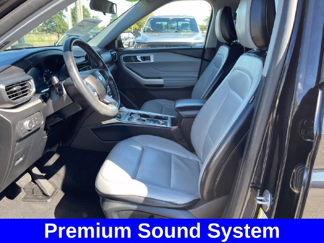 Used 2021 Ford Explorer XLT w/ Equipment Group 202A AWD/4WD image 9