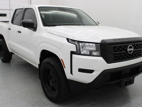 Used 2022 Nissan Frontier S w/ Technology Package AWD/4WD image 4