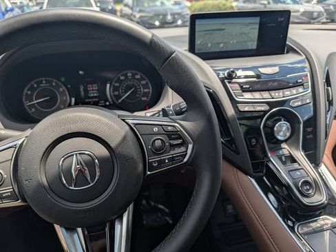 Certified 2025 Acura RDX SH-AWD w/ Technology Package image 12