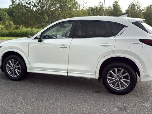 Used 2024 MAZDA CX-5 AWD 2.5 S w/ Select Package image 11