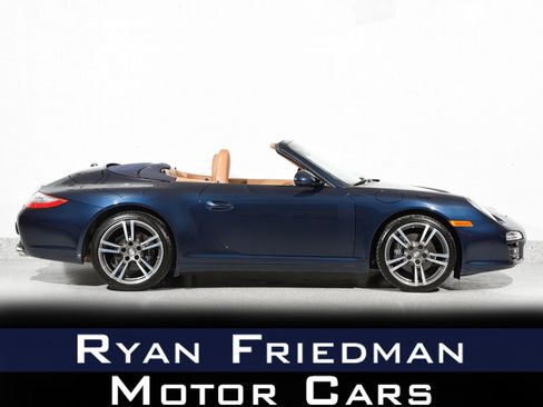 Used 2012 Porsche 911 Carrera 4 AWD/4WD image 1