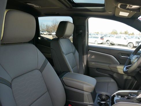 New 2026 Chevrolet Colorado ZR2 w/ Technology Package image 10