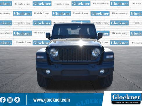 Used 2024 Jeep Wrangler Unlimited Sport AWD/4WD image 2