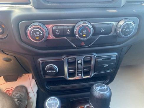 Used 2020 Jeep Wrangler Unlimited Sport S image 23