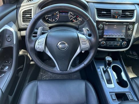 Used 2018 Nissan Altima 2.5 SR w/ SR Special Edition FWD image 13