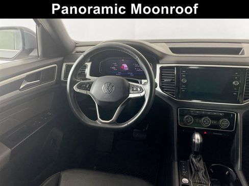 Used 2021 Volkswagen Atlas Cross Sport SEL w/ Cross Sport MDO Package AWD/4WD image 2