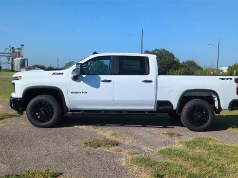 New 2026 Chevrolet Silverado 2500 Custom w/ Custom Value Package image 5
