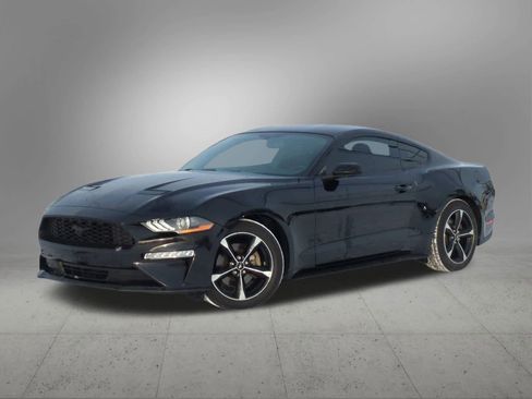 Used 2018 Ford Mustang Coupe image 1