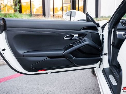 Used 2017 Porsche 718 Boxster image 64