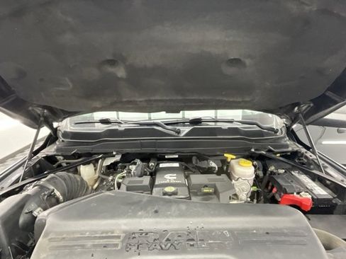 Used 2022 RAM 3500 Big Horn w/ Cold Weather Group image 28
