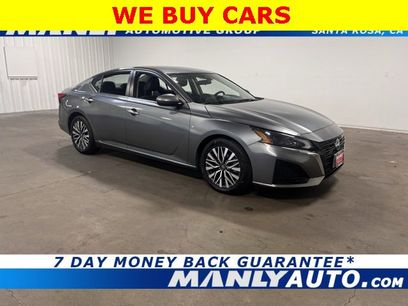 Used 2023 Nissan Altima 2.5 SV