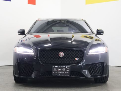 Used 2018 Jaguar XF First Edition image 7