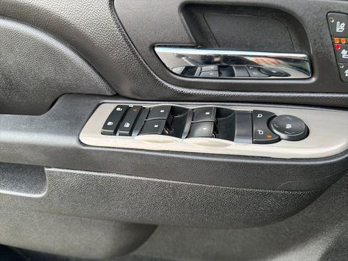 Used 2013 Chevrolet Silverado 2500 LTZ w/ LTZ Plus Package image 25