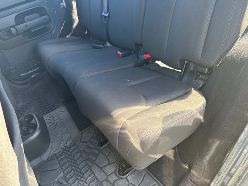 Used 2018 Jeep Wrangler Unlimited Sport w/ Connectivity Group image 13