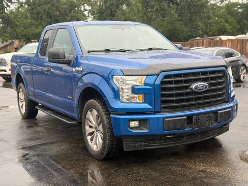 Used 2017 Ford F150 XL w/ Equipment Group 101A Mid AWD/4WD image 4