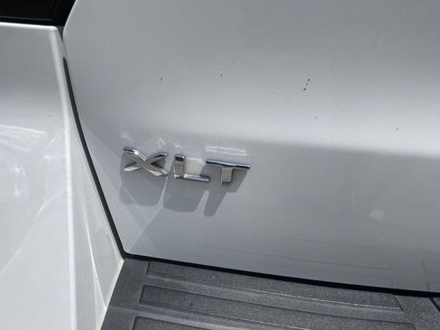 Used 2022 Ford Expedition XLT RWD image 6