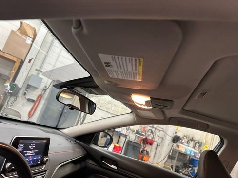 Used 2021 Nissan Altima 2.5 SR w/ SR Premium Package image 39