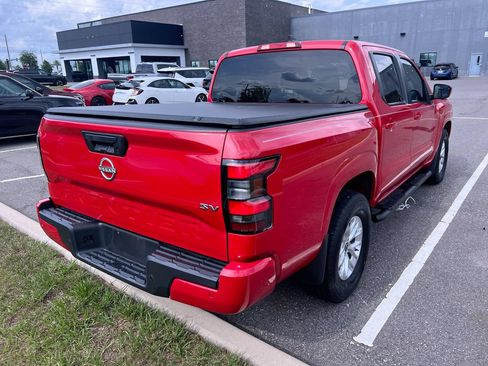 Used 2024 Nissan Frontier SV w/ Technology Package RWD image 3