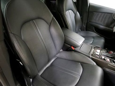 Used 2017 Audi S7 Premium Plus w/ S7 Sport Package image 9