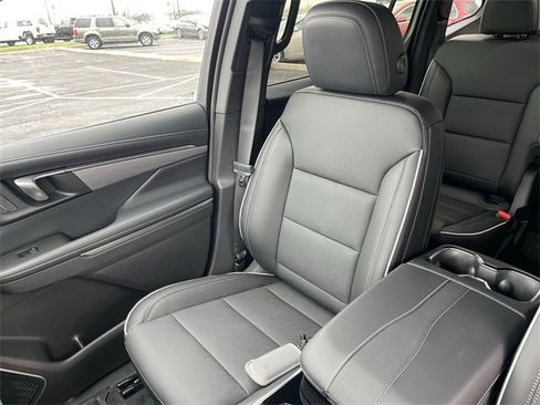 New 2026 Buick Enclave Preferred w/ Power Package image 26