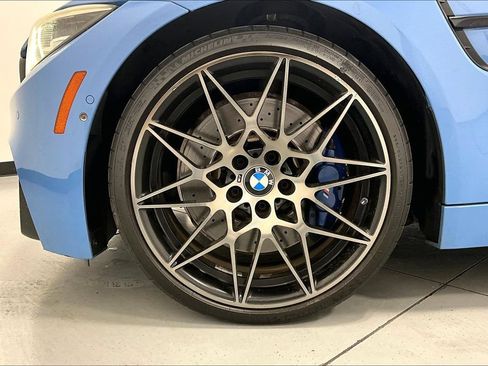 Used 2018 BMW M4 Coupe w/ Competition Package RWD image 6