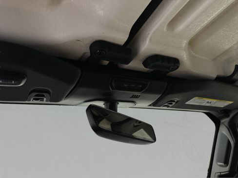 Used 2022 Jeep Wrangler Sport AWD/4WD image 26