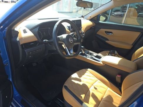 Used 2024 Nissan Sentra SV w/ SV Premium Package FWD image 11