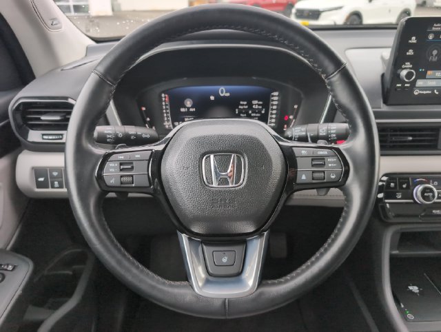Certified 2025 Honda Pilot Elite image 22