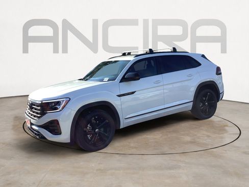 New 2026 Volkswagen Atlas Cross Sport SEL R-Line image 4