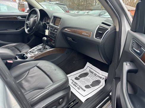 Used 2011 Audi Q5 2.0T Premium Plus image 8