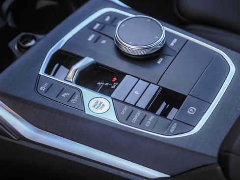 New 2026 BMW 330i Sedan w/ M Sport Package image 16