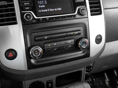Used 2018 Nissan Frontier SV RWD image 22