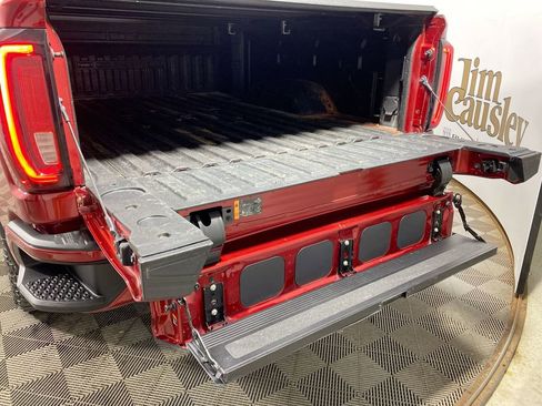 Used 2023 GMC Sierra 2500 Denali w/ Denali Ultimate Package image 23