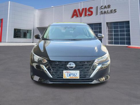Used 2025 Nissan Sentra SV FWD image 2