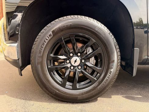 Used 2019 Chevrolet Silverado 1500 LTZ w/ LTZ Plus Package AWD/4WD image 7