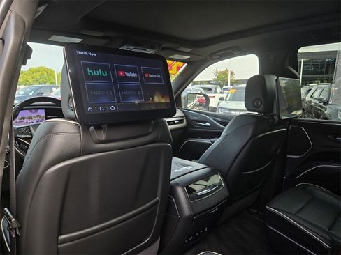 Used 2023 Cadillac Escalade Sport image 15