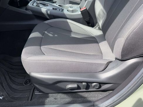 Certified 2026 Subaru Crosstrek 2.5i Premium AWD/4WD image 17