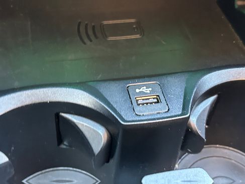 Used 2022 BMW 430i Coupe w/ Convenience Package image 18