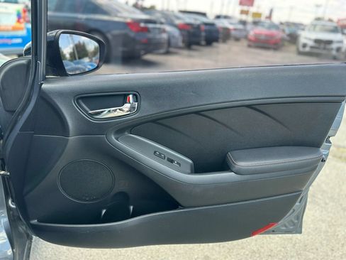 Used 2017 Kia Forte SX w/ SX Premium Tech Package FWD image 21
