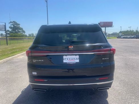Used 2026 Buick Enclave Preferred AWD/4WD image 6