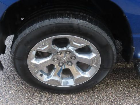 Used 2019 RAM 1500 Big Horn image 15