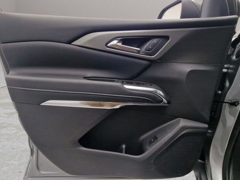 New 2026 Chevrolet Traverse LT w/ Driver Confidence Package image 12